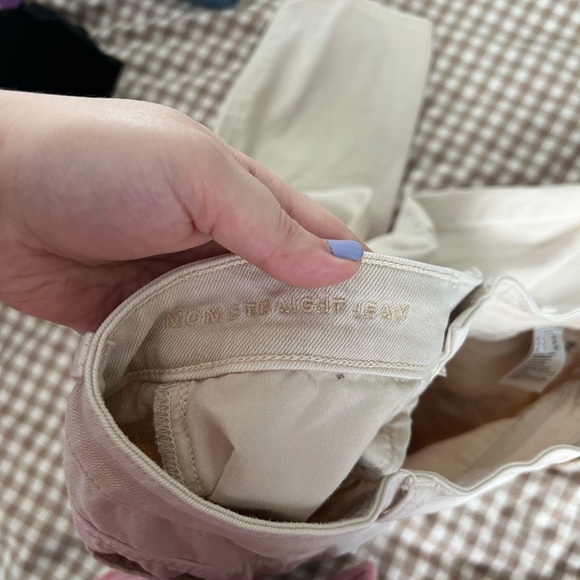 American Eagle Mom Jean - Picture 2 of 4